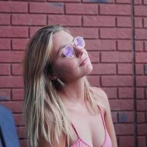 Meet your Posher, Anne-gaël